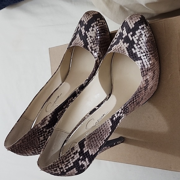 Jessica Simpson Parisah Snake Skin Print - Picture 5 of 7